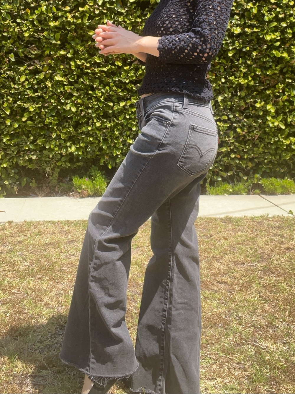 Levi’s Superlow Flare Jeans Low Rise Gray Stone Wash Flared Denim Pants Size 28